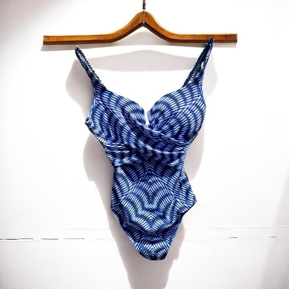 🌻NEW NWOT Miraclesuit Blue Hypnotique Bette Underwire Swimsuit Size 14 | $180 - Picture 3 of 10